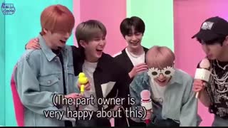 challenge If you laugh you lose چالش اگه بخندی میبازی _استری کیدز_ stray kids