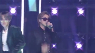 اجرایDynamite2021 منتشر شده توسط بیگ هیت«2021 new year's eve live bighit »