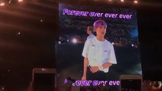 اینم ویدیو کامل کنسرت ‏ ‏forever are young خدایا کلی گریه کردم با این T_T