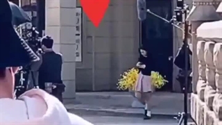 دختری که در این صحنه هست جیسو عه