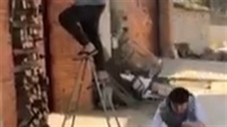 از اول تا آخر ببینید @_@........