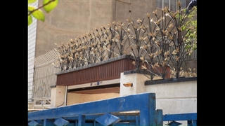 حفاظ روی دیوار حفاظ کوروش