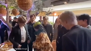 بیلی و بی تی اس ♡~♡