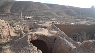 بقایای خانه پدری