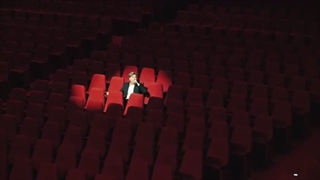 اجرای Dynamite در کنسرت آنلاین Musicare از سری برنامه‌های مرتبط با هفته گرمی ۲۰۲۱/Grammy on Mission