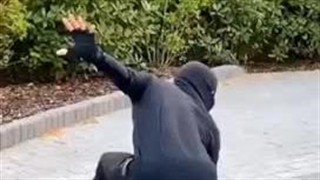 کیا اینطورین؟(من هستم )