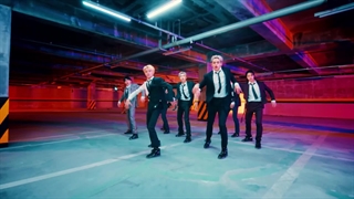 پرفورمنس ویدیو "Action Figure" از گروه WayV (درخواستی)