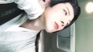 دوستان عزیز یه دستی واسه انتخاب اهنگ میرسونید ؟! :)) ● کامنت اول❤️ ●