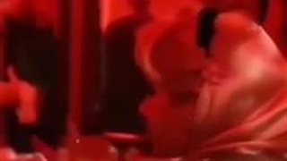 متحول شدن دختر کم حجاب با دیدن ضریح