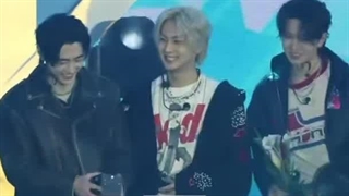 بالاخره شد ...................اشک..2025 برای .انهایپن شد....