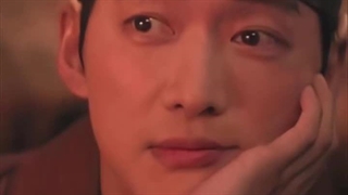 اونقدرا هم خوشگل نبود.مخصوصا اون چشم هاش...چشم هاش خیلی..:)چشماش خیلی برق میزدن(کپشن) سریال عزیزترینم my dearest series