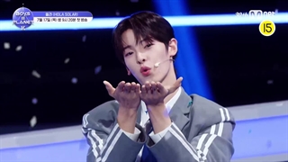 اجرای آهنگ اصلی برنامه بویزپلنت 2 به اسم hola solar توسط k group